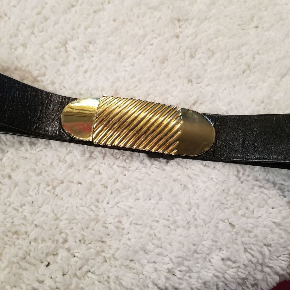 Vtg Accessocraft NYC Black/Gold Belt
